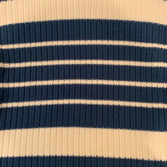 Mink pink mini sweater dress in blue and white - Picture 2 of 4